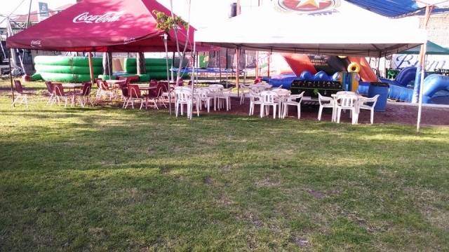 inflables y areas de descanso